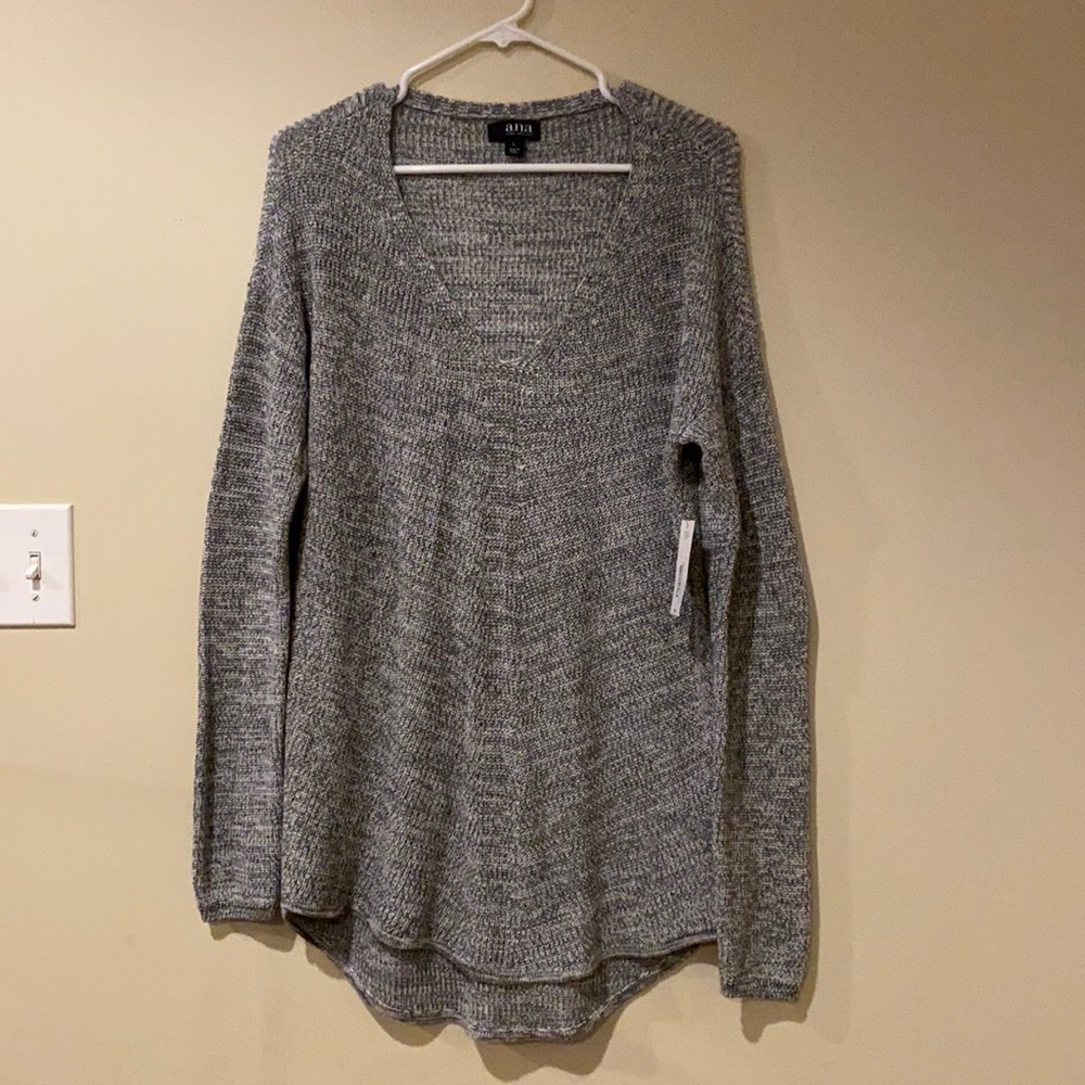 A.N.A. Black and White V-neck Sweater
